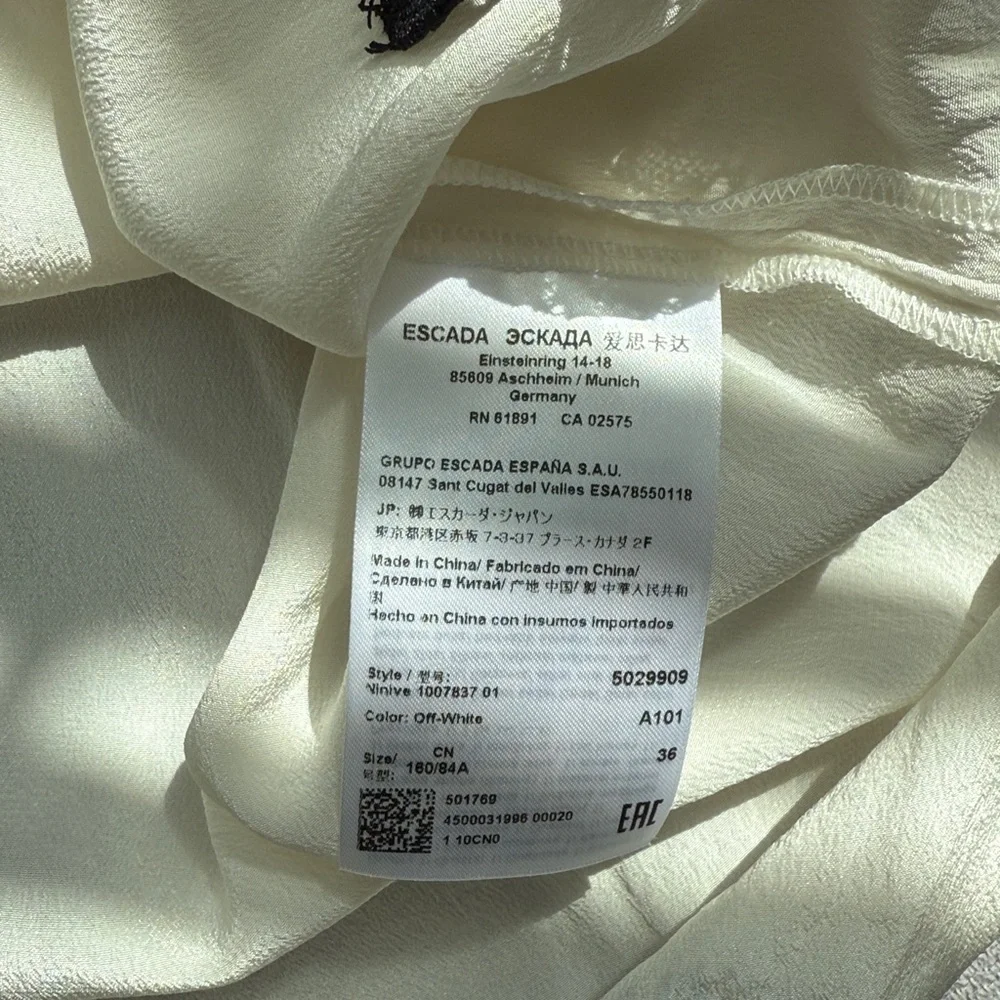 Escada Sport Black and Cream Lace Top - Picture 6 of 10